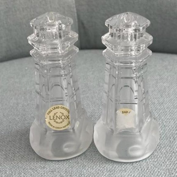 LENOX Crystal Glass Lighthouse Salt & Pepper Shakers Frosted Waves Base - Picture 7 of 8